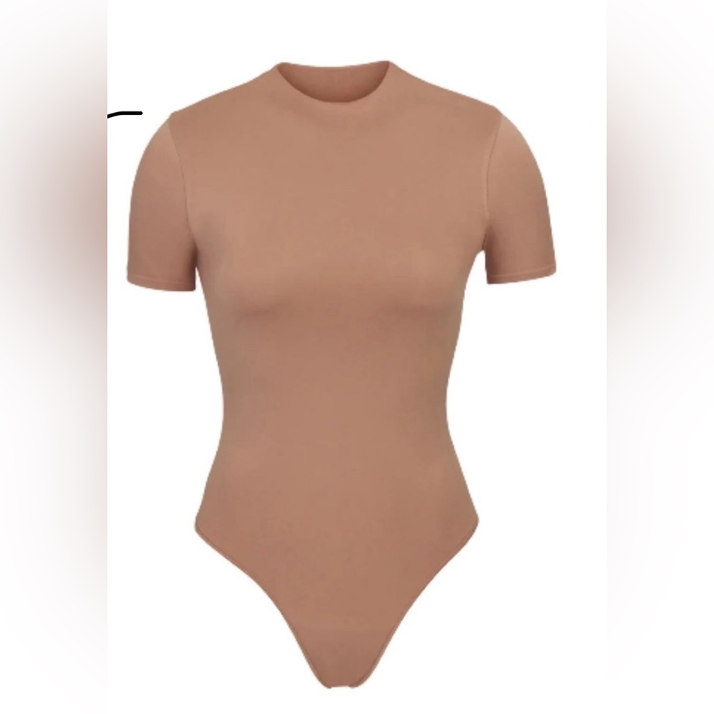SKINS NWOT Essential T -Shirt Bodysuit - Sienna - Picture 1 of 4